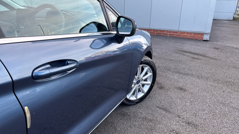 Ford Fiesta 1.0 EcoBoost Hybrid mHEV 125 Titanium 5dr Petrol Hatchback